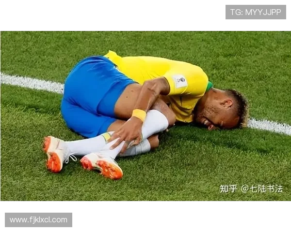 内马尔假期将接受半月板手术伤情未愈仍坚持比赛